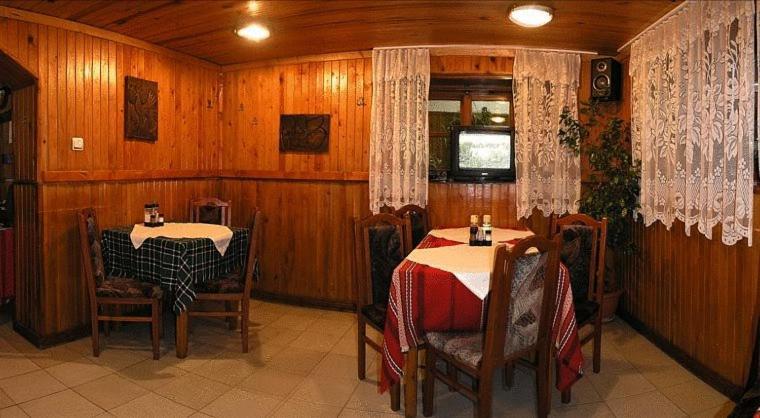 Hotel Vesta Kazanlŭk Exteriér fotografie