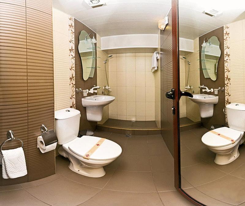 Hotel Vesta Kazanlŭk Pokoj fotografie